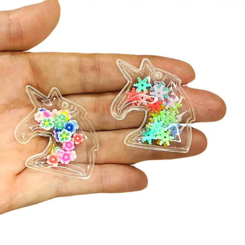 Aplique em Plástico transparente UNICÓRNIO LANTEJOULAS Altura de 3,8cm