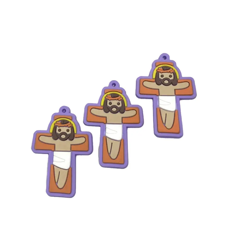 Aplique Emborrachado Religioso Para Terços Cruz Lilás Claro jesus 3,5cm X 5cm