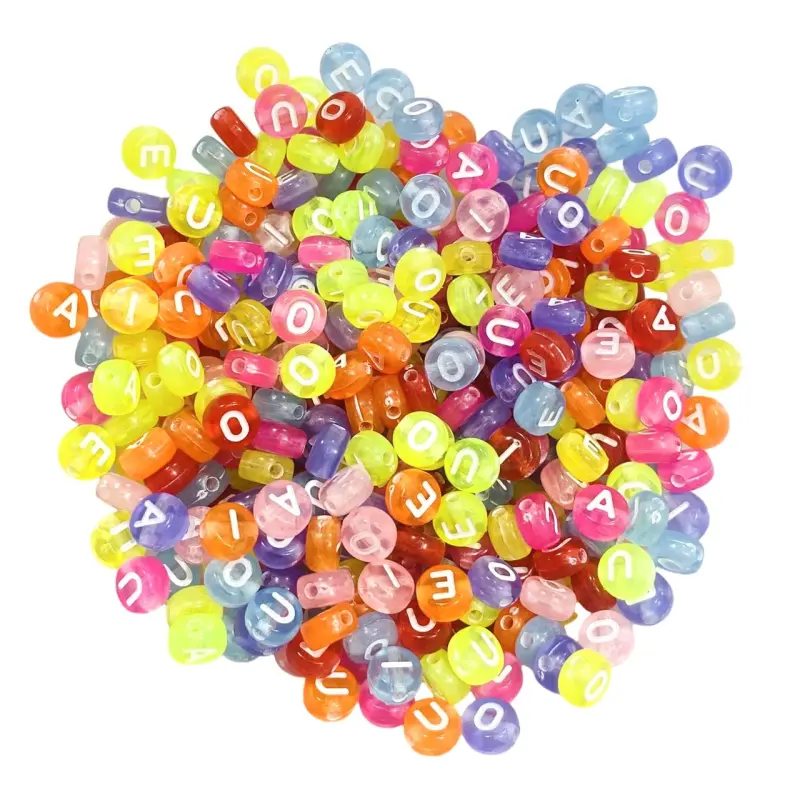Redondo Entremeio VOGAIS Translucido Colorido com Letras Branca 7mm Pacote de 50 gramas
