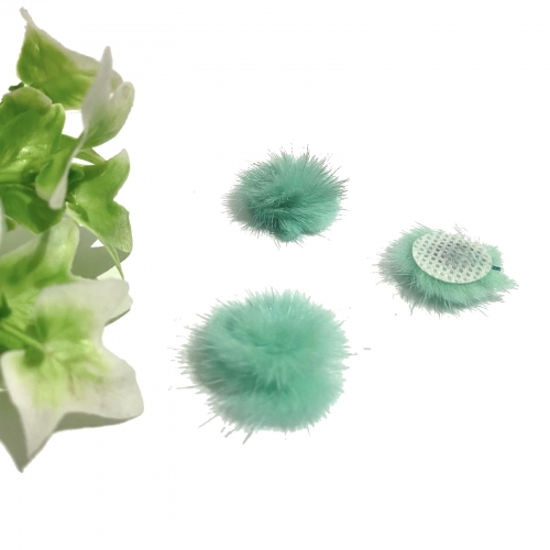 Meio Pompom de Pelúcia de 2,5cm 2 unidades cor VERDE TIFANY Ref- P25VDT