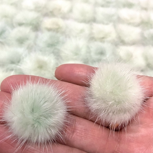 Meio Pompom de Pelúcia de 2,5cm 2 unidades cor VERDE ÁGUA Ref- P25VA